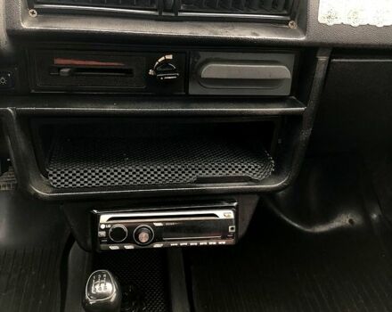 Синий ЗАЗ Таврия, объемом двигателя 1.1 л и пробегом 180 тыс. км за 800 $, фото 7 на Automoto.ua