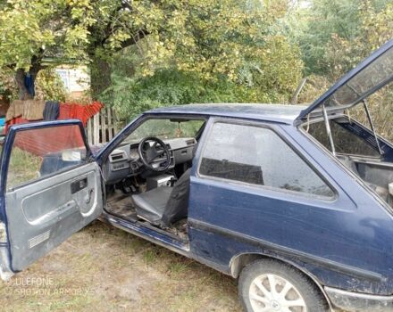 Синий ЗАЗ Таврия, объемом двигателя 1.9 л и пробегом 1000 тыс. км за 600 $, фото 3 на Automoto.ua