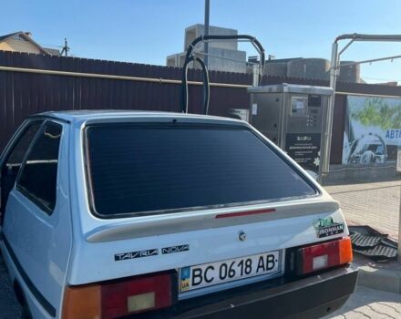 Синий ЗАЗ Таврия, объемом двигателя 0.6 л и пробегом 250 тыс. км за 426 $, фото 9 на Automoto.ua