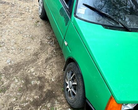 Зеленый ЗАЗ Таврия, объемом двигателя 1 л и пробегом 300 тыс. км за 380 $, фото 3 на Automoto.ua