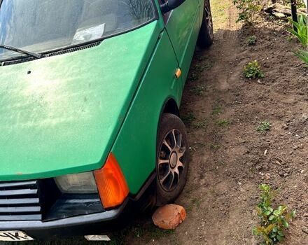 Зеленый ЗАЗ Таврия, объемом двигателя 1 л и пробегом 300 тыс. км за 380 $, фото 2 на Automoto.ua