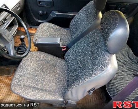 Зеленый ЗАЗ Таврия, объемом двигателя 1.1 л и пробегом 175 тыс. км за 550 $, фото 5 на Automoto.ua