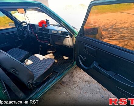 Зеленый ЗАЗ Таврия, объемом двигателя 1.1 л и пробегом 127 тыс. км за 450 $, фото 10 на Automoto.ua