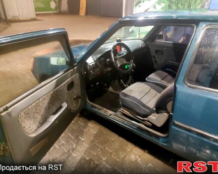 Зеленый ЗАЗ Таврия, объемом двигателя 1.2 л и пробегом 250 тыс. км за 1350 $, фото 1 на Automoto.ua