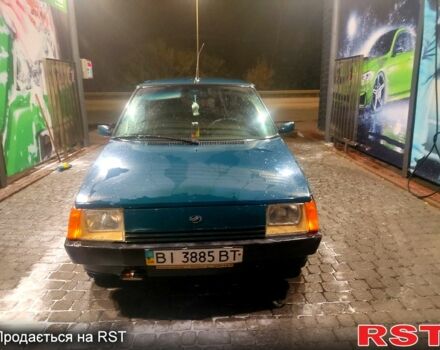 Зеленый ЗАЗ Таврия, объемом двигателя 1.2 л и пробегом 250 тыс. км за 1350 $, фото 3 на Automoto.ua