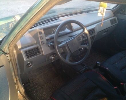Зелений ЗАЗ Таврія, об'ємом двигуна 1 л та пробігом 82 тис. км за 650 $, фото 5 на Automoto.ua