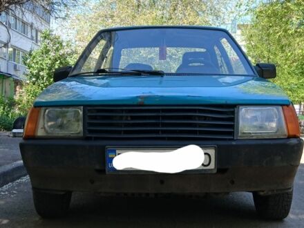 ЗАЗ Таврия 1998 в Каменское - Днепродзержинск на Automoto.ua Зеленый ЗАЗ Таврия, объемом двигателя 1.3 л и пробегом 98 тыс. км за 399 $, фото 1 на Automoto.ua