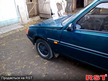 ЗАЗ Таврія 2001 у Млынове на Automoto.ua Зелений ЗАЗ Таврія, об'ємом двигуна 1.1 л та пробігом 150 тис. км за 500 $, фото 1 на Automoto.ua