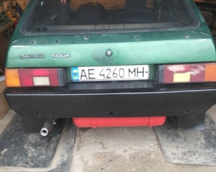 Зеленый ЗАЗ Таврия, объемом двигателя 14.86 л и пробегом 50 тыс. км за 800 $, фото 1 на Automoto.ua