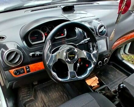 Белый ЗАЗ Вида, объемом двигателя 1.5 л и пробегом 270 тыс. км за 3500 $, фото 3 на Automoto.ua