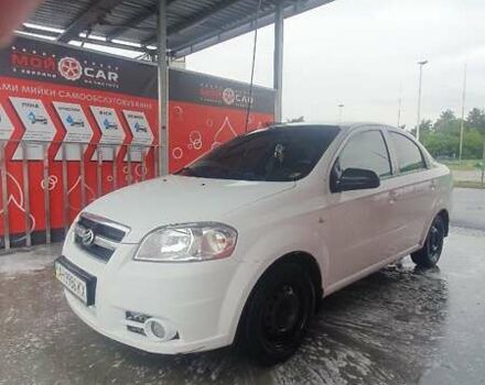 Белый ЗАЗ Вида, объемом двигателя 1.5 л и пробегом 146 тыс. км за 3300 $, фото 2 на Automoto.ua