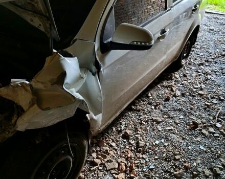 Белый ЗАЗ Вида, объемом двигателя 1.5 л и пробегом 195 тыс. км за 1400 $, фото 7 на Automoto.ua