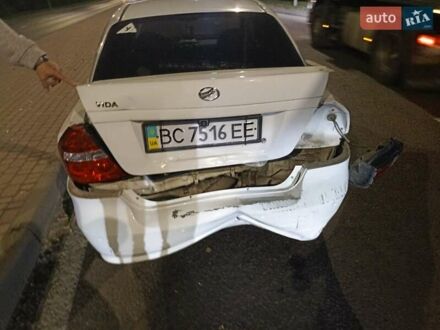 Белый ЗАЗ Вида, объемом двигателя 1.5 л и пробегом 200 тыс. км за 1500 $, фото 1 на Automoto.ua