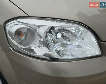 Бежевий ЗАЗ Віда, об'ємом двигуна 1.5 л та пробігом 103 тис. км за 3800 $, фото 12 на Automoto.ua