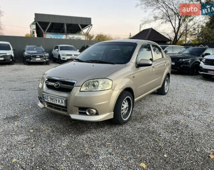 Бежевый ЗАЗ Вида, объемом двигателя 1.4 л и пробегом 300 тыс. км за 3800 $, фото 2 на Automoto.ua