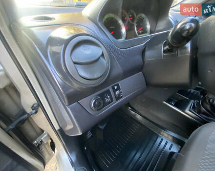 Бежевый ЗАЗ Вида, объемом двигателя 1.5 л и пробегом 160 тыс. км за 3900 $, фото 7 на Automoto.ua