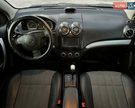 Бежевый ЗАЗ Вида, объемом двигателя 1.4 л и пробегом 300 тыс. км за 3800 $, фото 7 на Automoto.ua