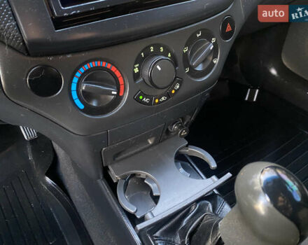 Бежевый ЗАЗ Вида, объемом двигателя 1.5 л и пробегом 160 тыс. км за 3900 $, фото 10 на Automoto.ua