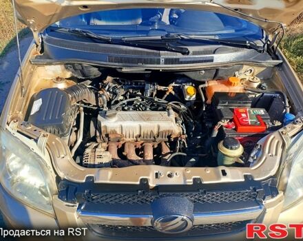 Бежевый ЗАЗ Вида, объемом двигателя 1.5 л и пробегом 160 тыс. км за 3350 $, фото 3 на Automoto.ua