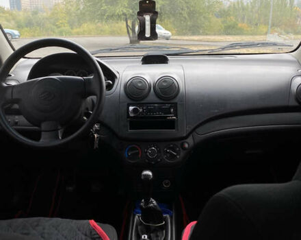 ЗАЗ Вида 2013 в Кривом Роге на Automoto.ua Черный ЗАЗ Вида, объемом двигателя 1.5 л и пробегом 162 тыс. км за 4230 $, фото 4 на Automoto.ua