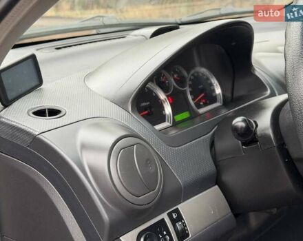 Красный ЗАЗ Вида, объемом двигателя 1.4 л и пробегом 45 тыс. км за 5950 $, фото 43 на Automoto.ua