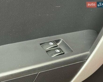 Красный ЗАЗ Вида, объемом двигателя 1.4 л и пробегом 45 тыс. км за 5950 $, фото 20 на Automoto.ua