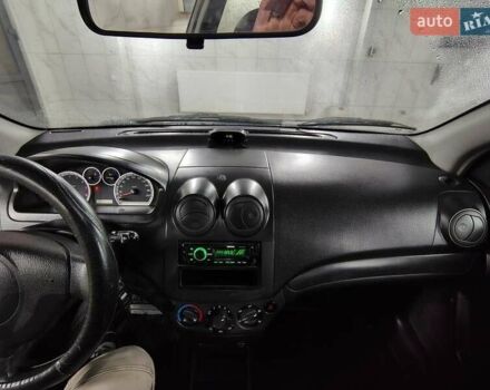 Червоний ЗАЗ Віда, об'ємом двигуна 1.5 л та пробігом 134 тис. км за 3700 $, фото 5 на Automoto.ua