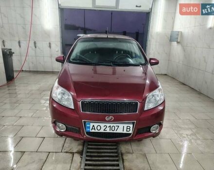 Красный ЗАЗ Вида, объемом двигателя 1.5 л и пробегом 134 тыс. км за 3700 $, фото 1 на Automoto.ua