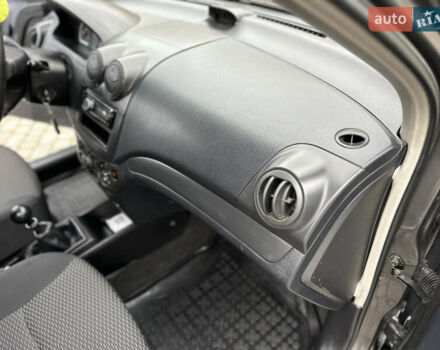 Сірий ЗАЗ Віда, об'ємом двигуна 1.5 л та пробігом 179 тис. км за 2850 $, фото 19 на Automoto.ua