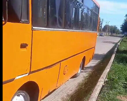 Жовтий ЗАЗ A07А I-VAN, об'ємом двигуна 5.68 л та пробігом 500 тис. км за 8200 $, фото 3 на Automoto.ua
