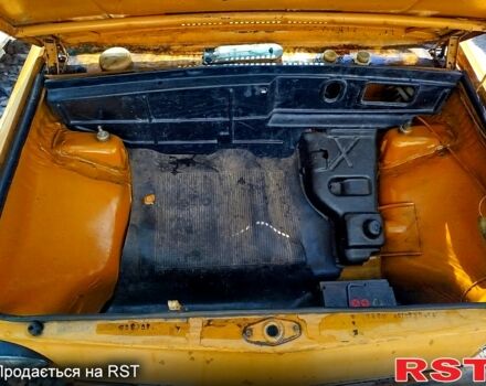 Желтый ЗАЗ Запорожець, объемом двигателя 1.2 л и пробегом 130 тыс. км за 375 $, фото 3 на Automoto.ua