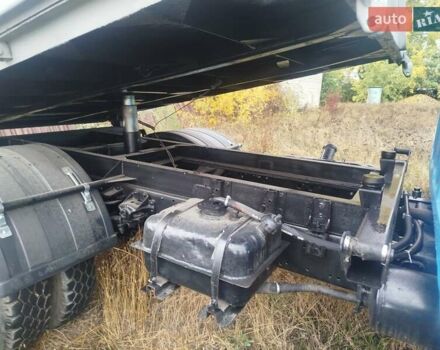Синий ЗИЛ 130, объемом двигателя 4.75 л и пробегом 220 тыс. км за 15000 $, фото 12 на Automoto.ua