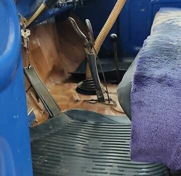 Синий ЗИЛ 130, объемом двигателя 4.75 л и пробегом 4 тыс. км за 9500 $, фото 2 на Automoto.ua