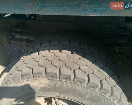 Синий ЗИЛ 130, объемом двигателя 6 л и пробегом 1000 тыс. км за 7000 $, фото 4 на Automoto.ua