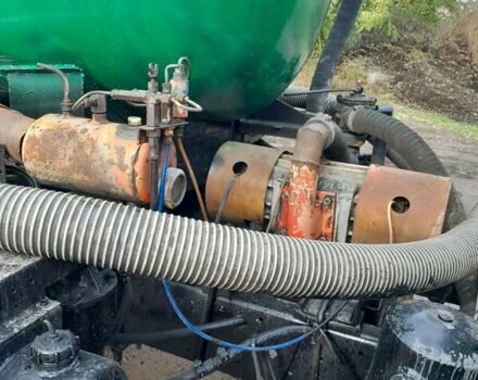 Зеленый ЗИЛ 130, объемом двигателя 6 л и пробегом 999 тыс. км за 8000 $, фото 6 на Automoto.ua