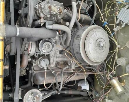 Зеленый ЗИЛ 130, объемом двигателя 6 л и пробегом 999 тыс. км за 8000 $, фото 5 на Automoto.ua