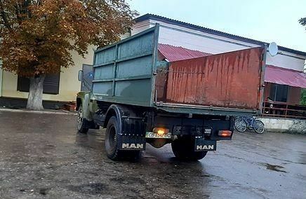 Зеленый ЗИЛ 130, объемом двигателя 5.6 л и пробегом 100 тыс. км за 5500 $, фото 2 на Automoto.ua