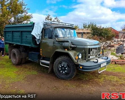 Зеленый ЗИЛ 130, объемом двигателя 4.8 л и пробегом 132 тыс. км за 7500 $, фото 1 на Automoto.ua
