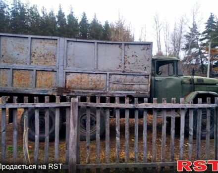 ЗИЛ 131 1980 в Харькове на Automoto.ua Зеленый ЗИЛ 131, объемом двигателя 6.2 л и пробегом 0 тыс. км за 6500 $, фото 2 на Automoto.ua