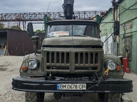 ЗИЛ 131 1988 в Днепре (Днепропетровске) на Automoto.ua Зеленый ЗИЛ 131, объемом двигателя 8.14 л и пробегом 1000 тыс. км за 16000 $, фото 1 на Automoto.ua