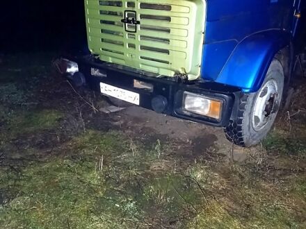 ЗИЛ 4331, объемом двигателя 8 л и пробегом 1000 тыс. км за 8000 $, фото 1 на Automoto.ua