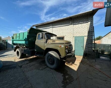 Зеленый ЗИЛ 4505, объемом двигателя 6 л и пробегом 1000 тыс. км за 3000 $, фото 1 на Automoto.ua