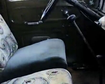 ЗИЛ Другая 1983 в Вижнице на Automoto.ua ЗИЛ Другая, объемом двигателя 0 л и пробегом 0 тыс. км за 3700 $, фото 2 на Automoto.ua