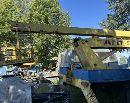 ЗИЛ Другая, объемом двигателя 0 л и пробегом 0 тыс. км за 2000 $, фото 2 на Automoto.ua