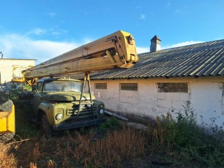 ЗИЛ Другая 1980 в Украинке на Automoto.ua ЗИЛ Другая, объемом двигателя 0 л и пробегом 0 тыс. км за 2891 $, фото 1 на Automoto.ua