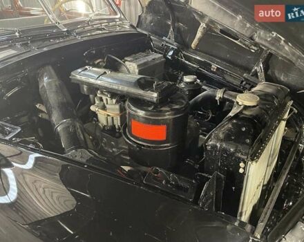 Черный ЗИМ 12, объемом двигателя 3.5 л и пробегом 8 тыс. км за 55000 $, фото 20 на Automoto.ua