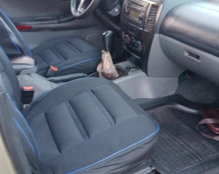 Серый ЗХ Лендмарк, объемом двигателя 2 л и пробегом 190 тыс. км за 4700 $, фото 4 на Automoto.ua