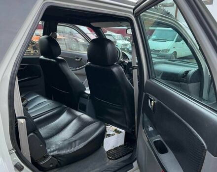 Сірий ЗХ Лендмарк, об'ємом двигуна 2.4 л та пробігом 159 тис. км за 10000 $, фото 19 на Automoto.ua