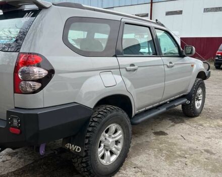 Сірий ЗХ Лендмарк, об'ємом двигуна 2.4 л та пробігом 159 тис. км за 10000 $, фото 14 на Automoto.ua