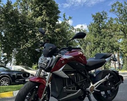 Красный Зеро SR/F, объемом двигателя 0 л и пробегом 2 тыс. км за 15000 $, фото 5 на Automoto.ua